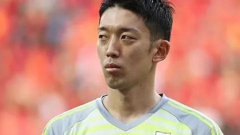 上海海港与长春亚泰握手言和，阿瑙遗憾错失良机吕文君门柱憾击